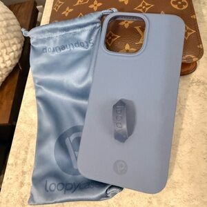 Loopy New iPhone 16 pro max pebble leather righty Phone Case with Loop